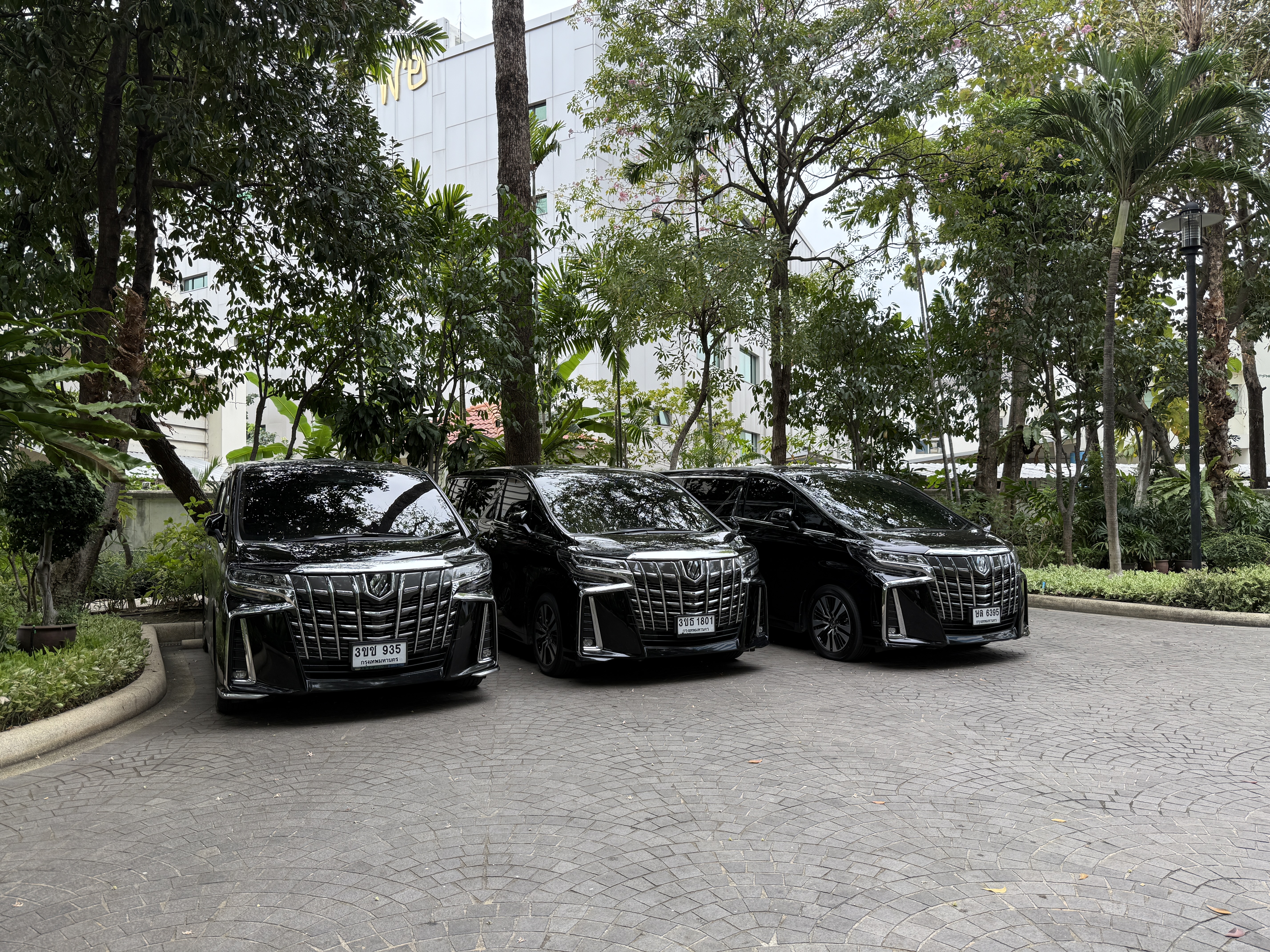 ภาพบรรยากาศท่องเที่ยวกับรุ่งศิริ