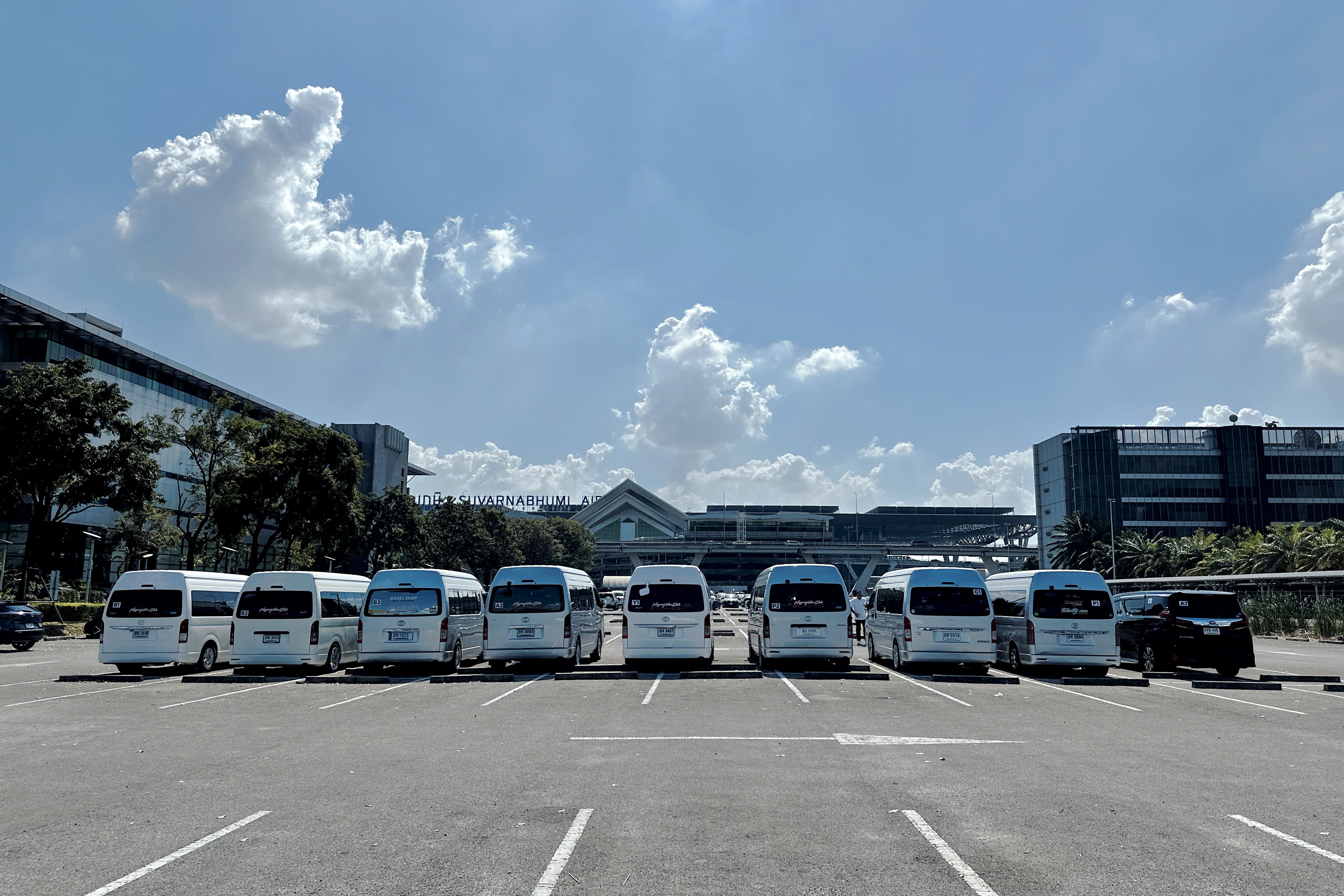 ภาพบรรยากาศท่องเที่ยวกับรุ่งศิริ